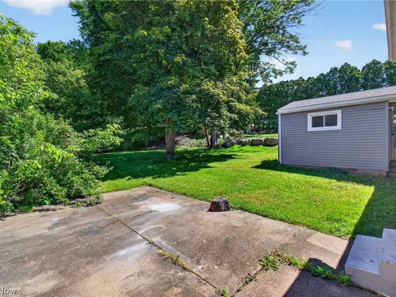 153 Far View Drive SW, North Canton, OH 44720 Photo 26