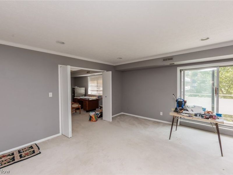 2202 Acacia Park Drive, Unit 2414, Lyndhurst, OH 44124 Photo 3
