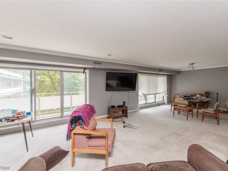 2202 Acacia Park Drive , Unit 2414, Lyndhurst, OH 44124 Photo 4