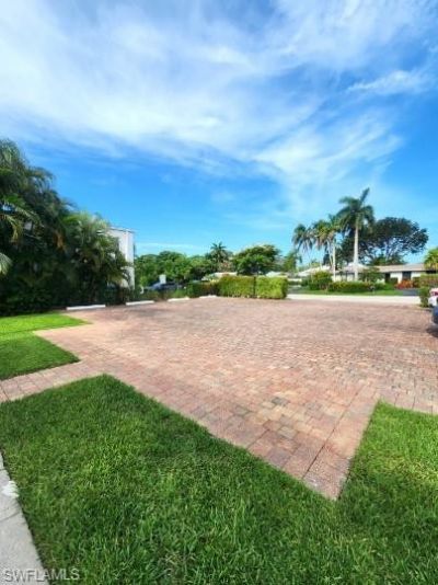 2000 Alamanda Dr, Unit 206, Naples, FL 34102 Photo