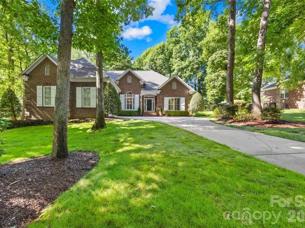 138 Woodstream Circle, Mooresville, NC 28117