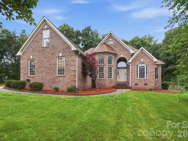 1099 Curve View Road , Lincolnton, NC 28092