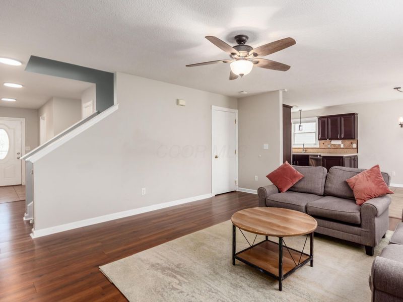 4759 Perlman Street , Unit 17, Columbus, OH 43228 Photo 8