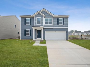 408 Hidden River W, Holly Township, Mi 48442