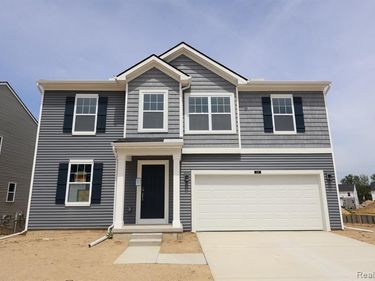 408 Hidden River W, Holly Twp, MI 48442