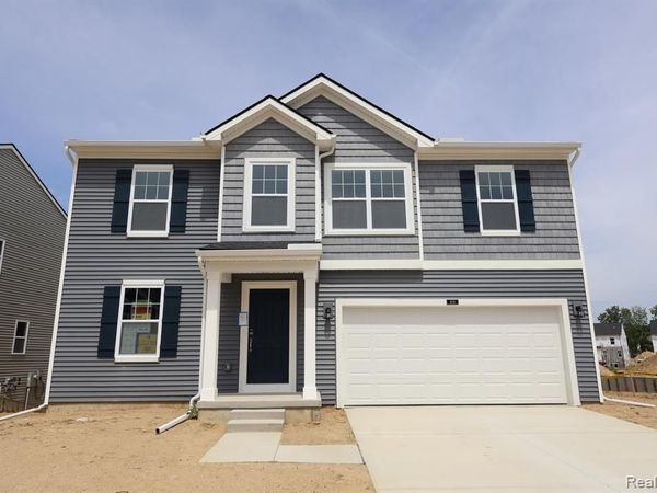 408 Hidden River W, Holly Twp, MI 48442