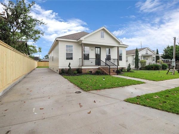 820 CALVERT Street, Metairie, LA 70001