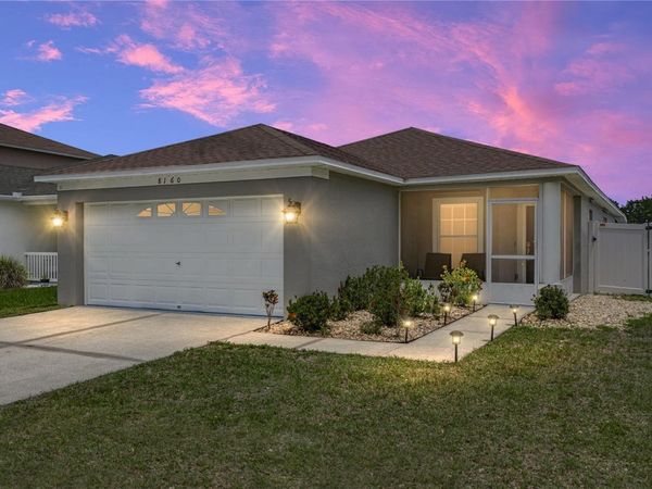 8160 CANTERBURY LAKE BOULEVARD , TAMPA, FL 33619