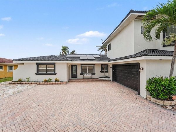 17323 KENNEDY DRIVE , NORTH REDINGTON BEACH, FL 33708