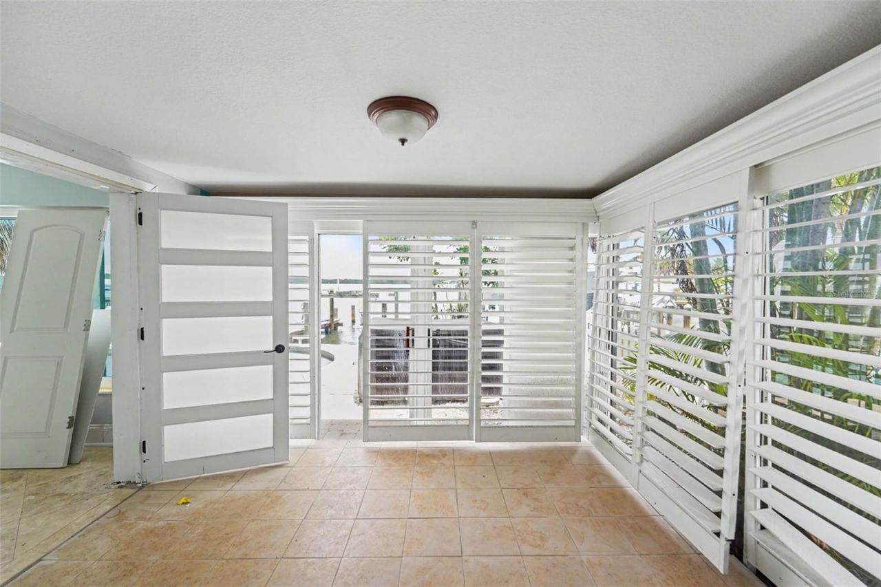 17323 Kennedy Drive, North Redington Beach, FL 33708 Photo