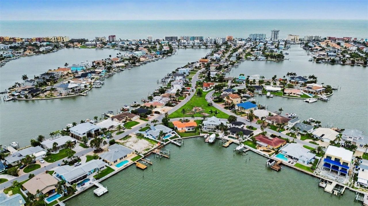 17323 Kennedy Drive, North Redington Beach, FL 33708 Photo
