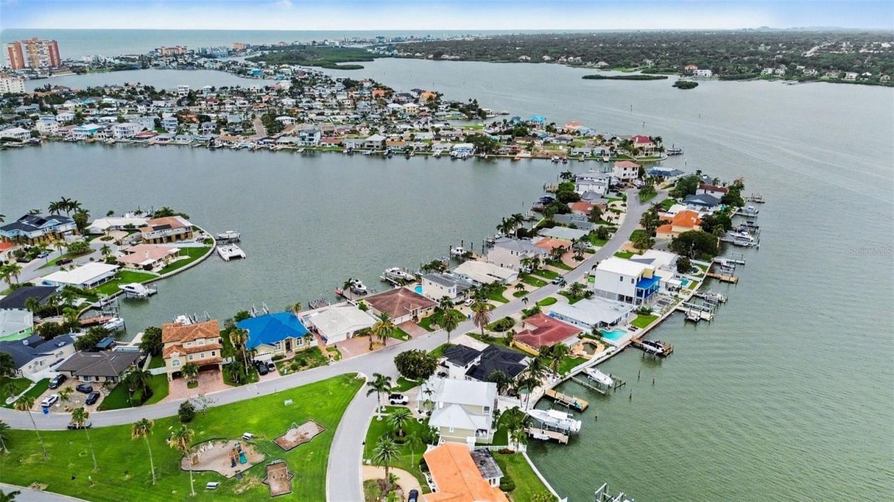 17323 Kennedy Drive, North Redington Beach, FL 33708 Photo