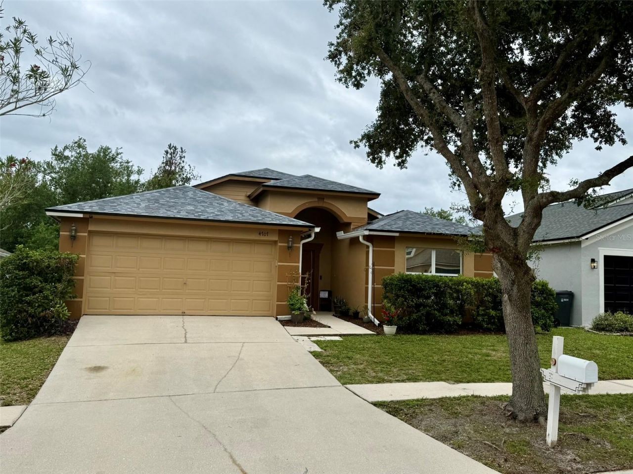 4707 Ramshead Drive , Valrico, FL 33594 Photo