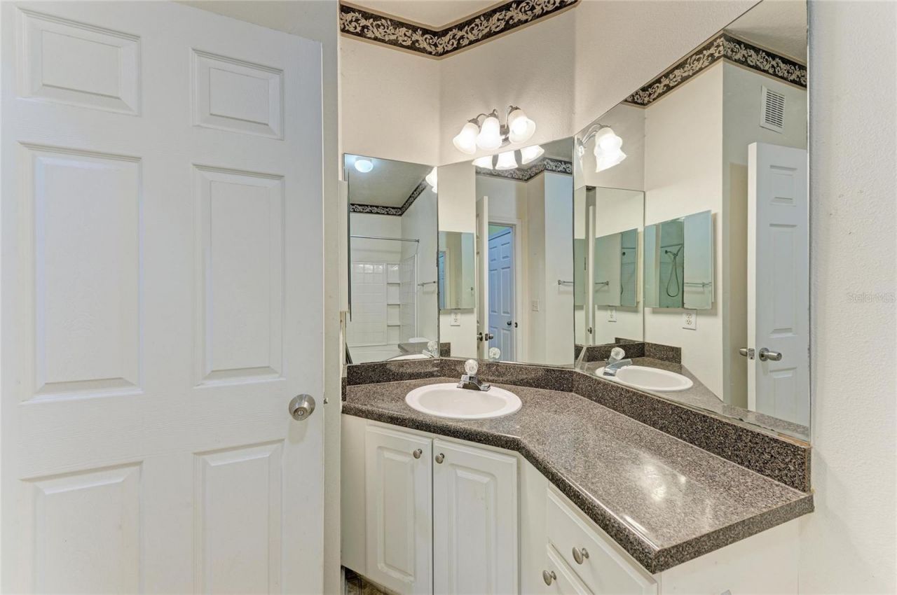 4802 51st Street W, Unit 416, Bradenton, FL 34210 Photo