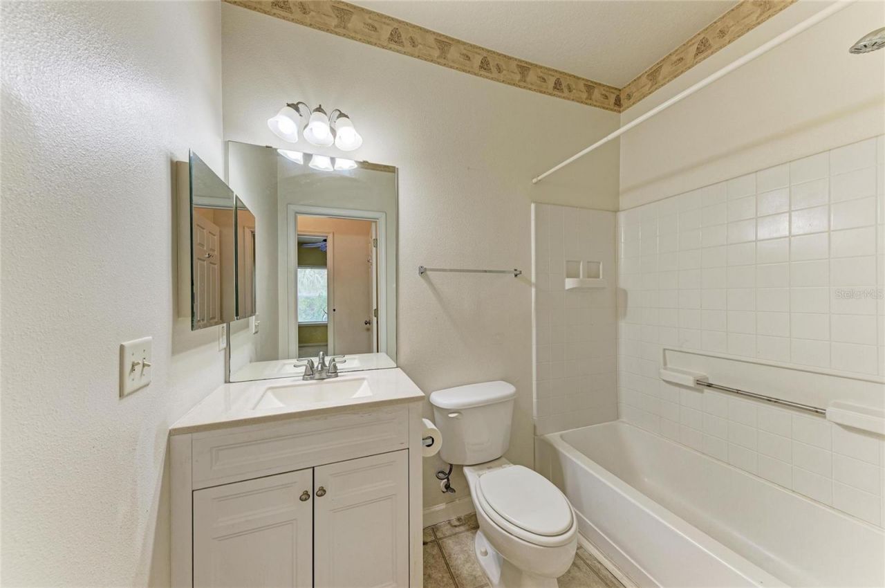 4802 51st Street W, Unit 416, Bradenton, FL 34210 Photo