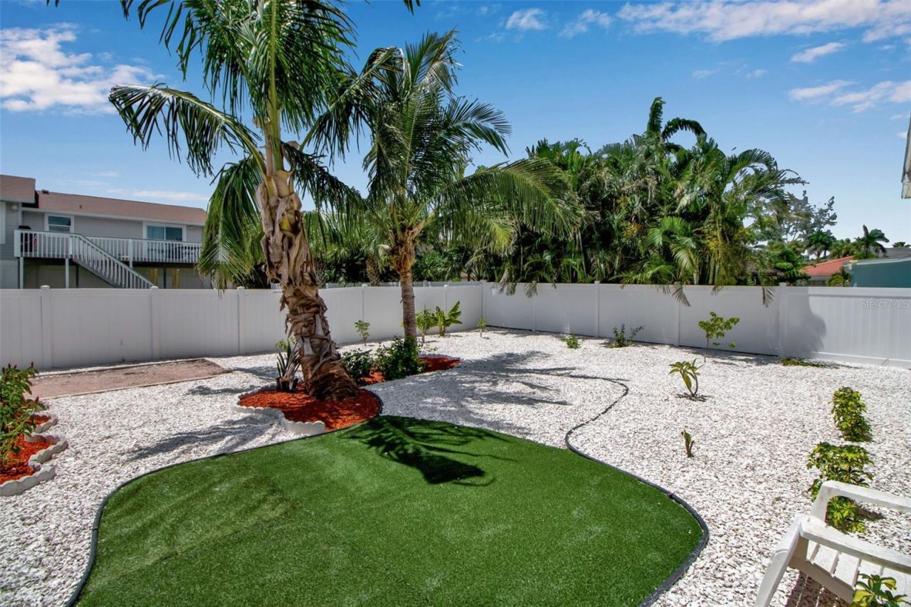 210 84th Street, Bradenton Beach, FL 34217 Photo