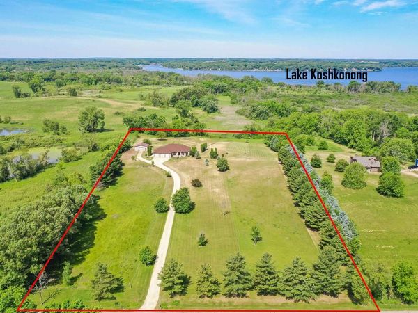 11129 N Charley Bluff Road, Milton, WI 53563