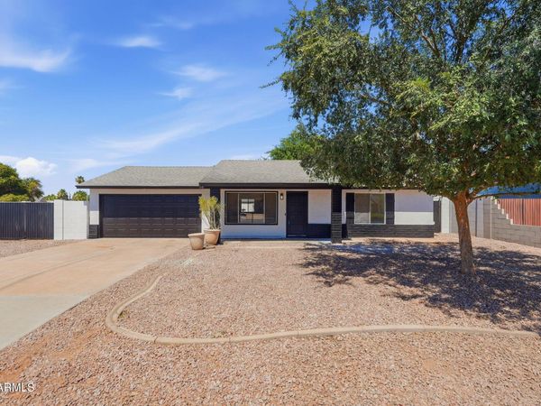 182 S OAK Street, Chandler, AZ 85226