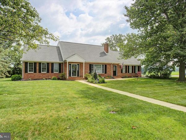 515 STARR AVENUE, CHAMBERSBURG, PA 17202
