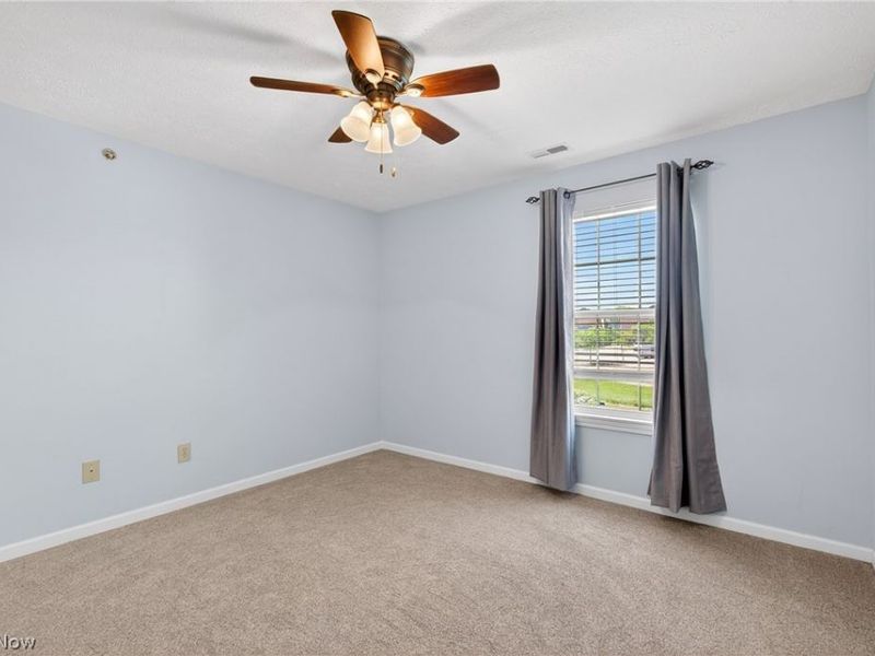 4703 Hills And Dales Road NW, Canton, OH 44708 Photo 16