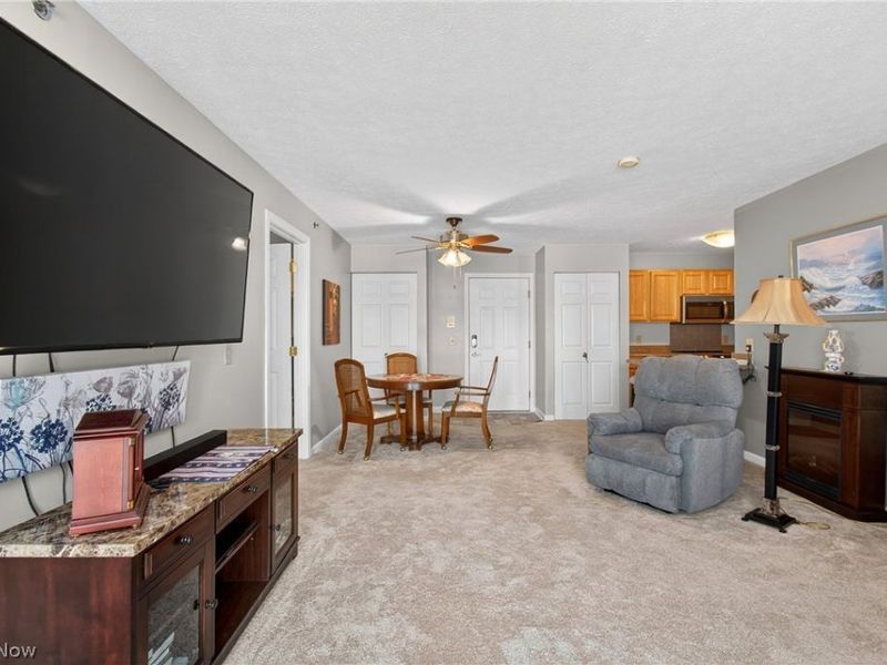 4703 Hills And Dales Road NW, Canton, OH 44708 Photo 6