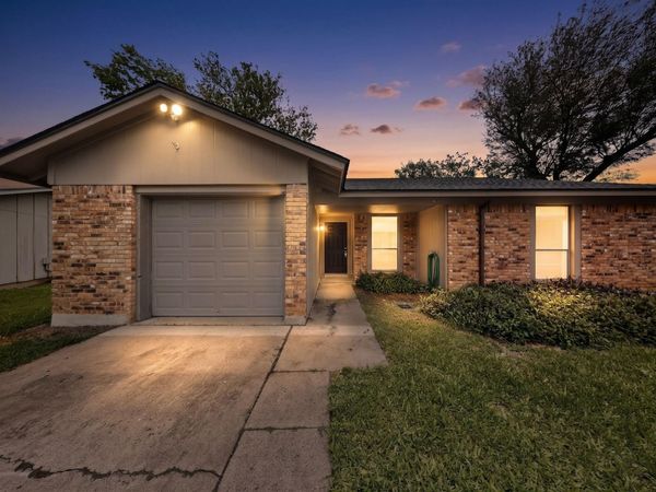 2404 Aldford DR , Austin, TX 78745