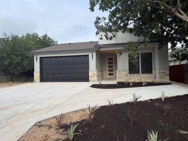 644 Birch LN, Cottonwood Shores, TX 78657