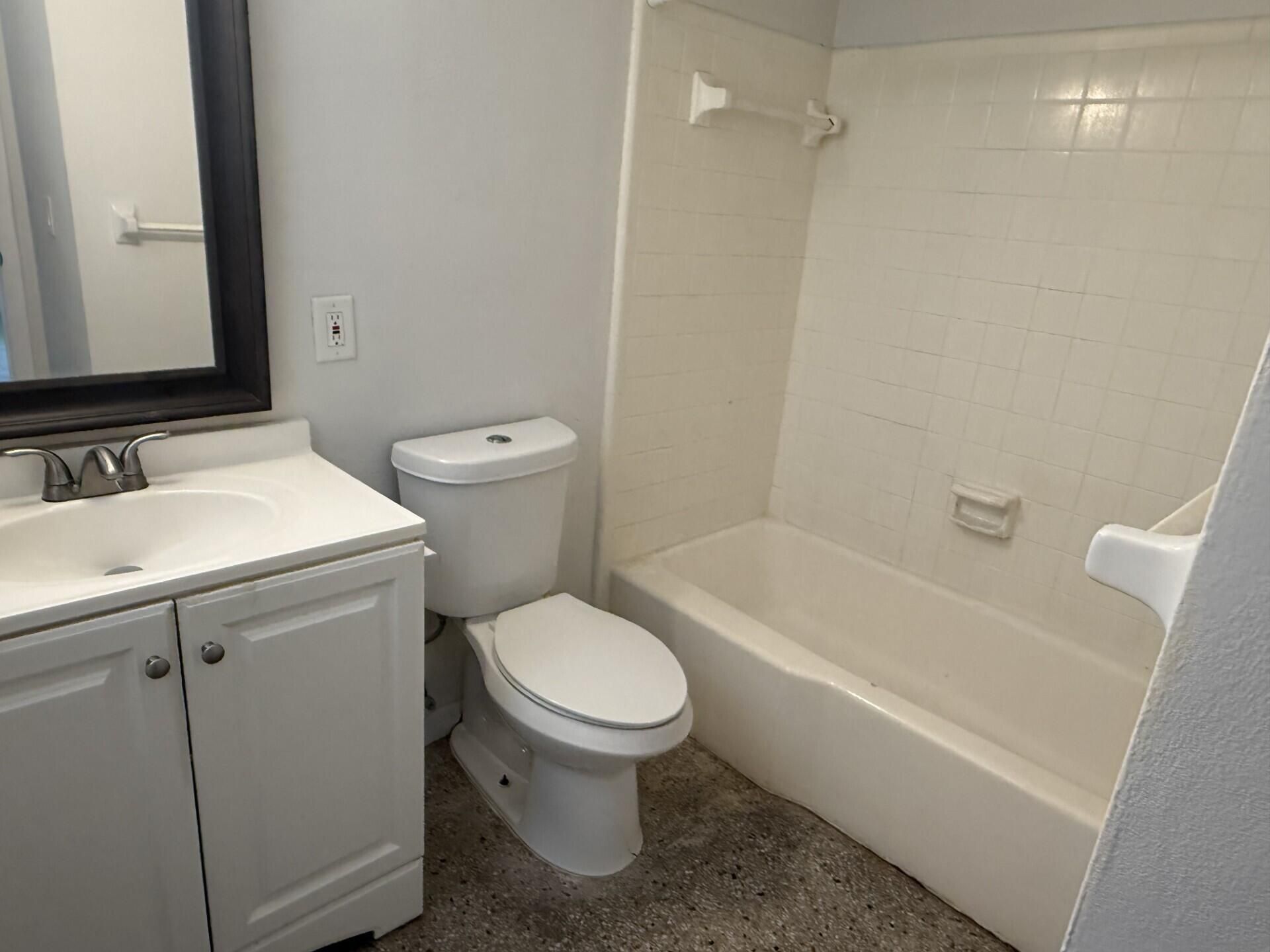 1118 N H Street, Unit 4, Lake Worth Beach, FL 33460 Photo