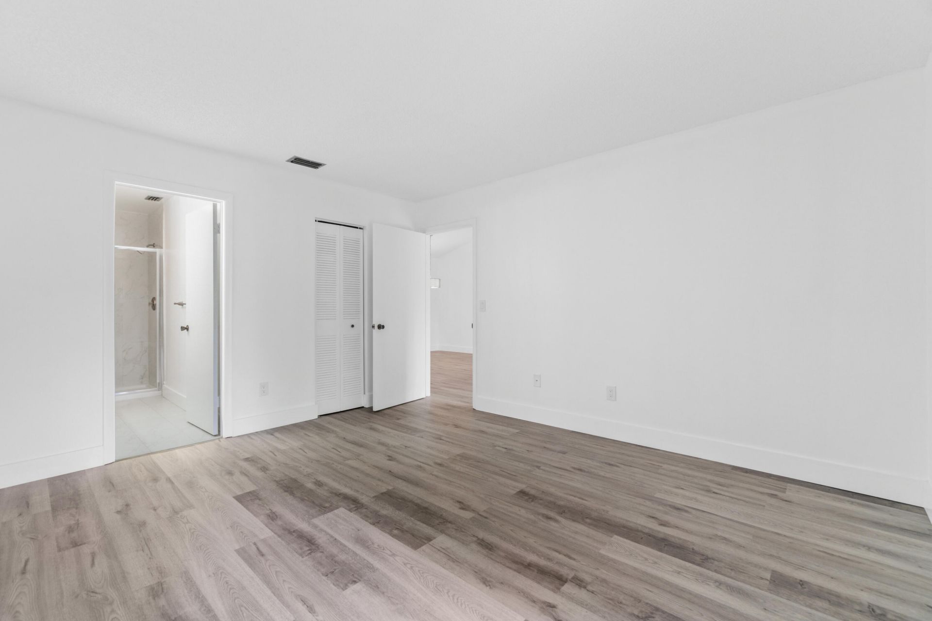 5151 W Club Circle, Unit 206, Boca Raton, FL 33487 Photo