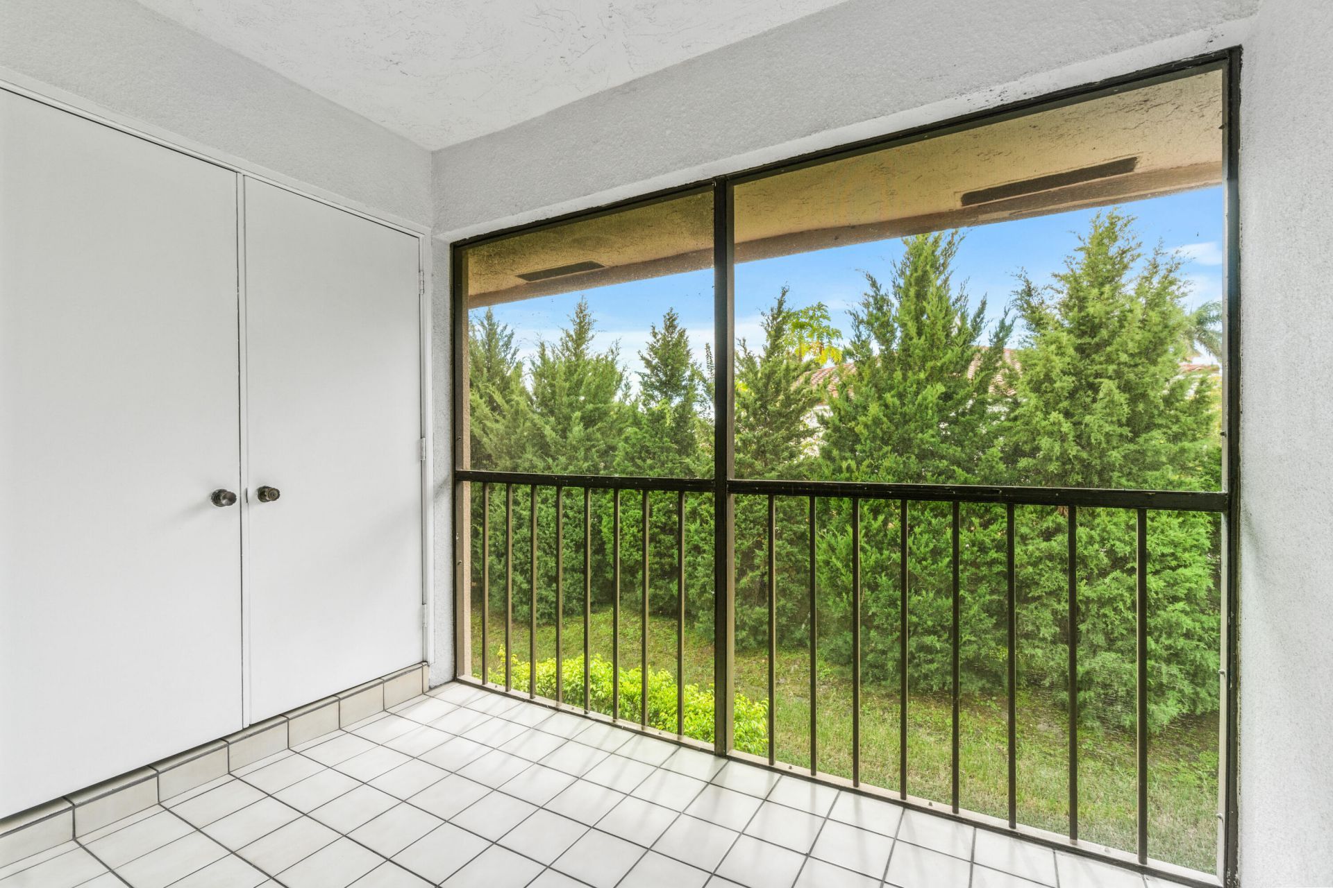 5151 W Club Circle, Unit 206, Boca Raton, FL 33487 Photo