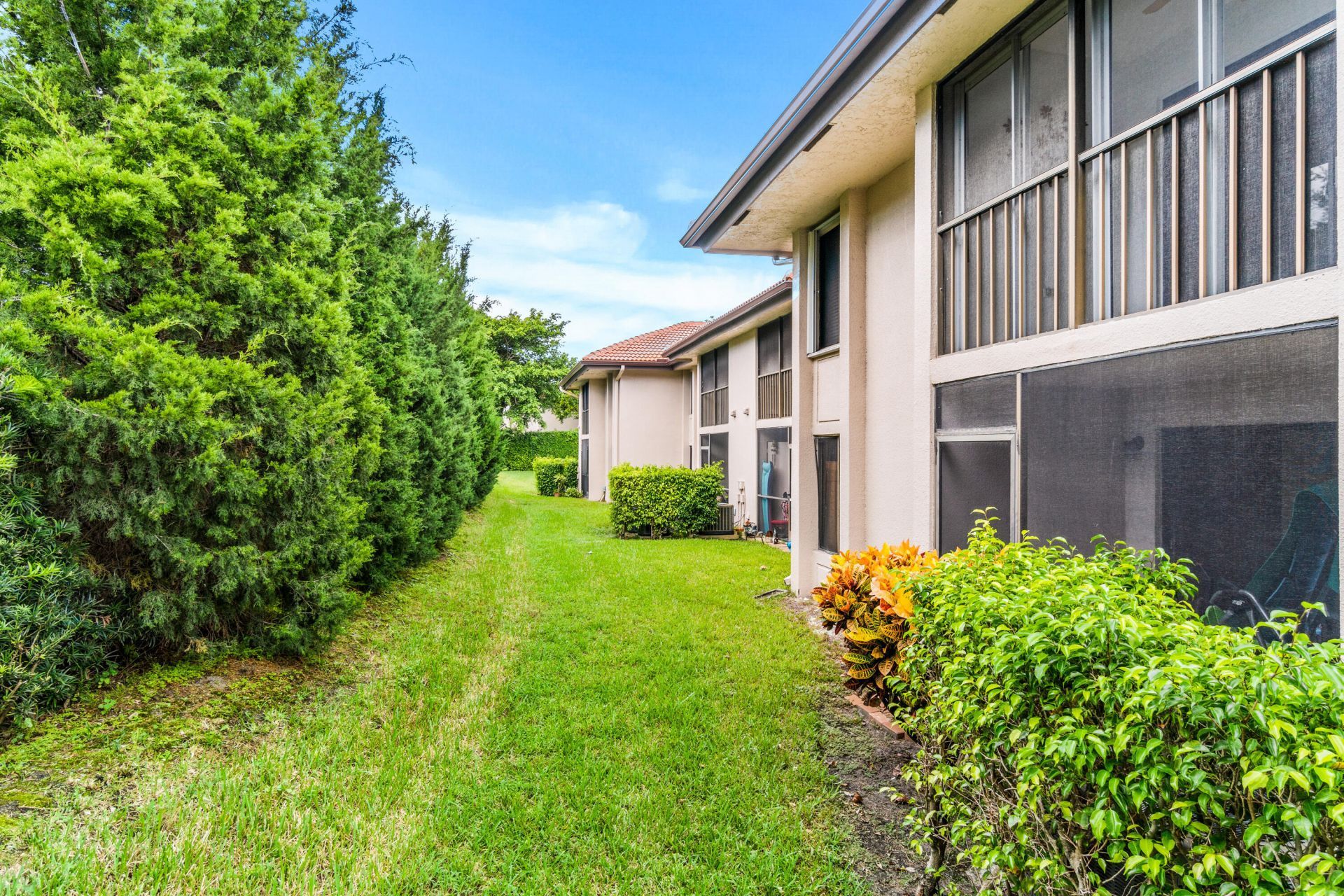 5151 W Club Circle, Unit 206, Boca Raton, FL 33487 Photo