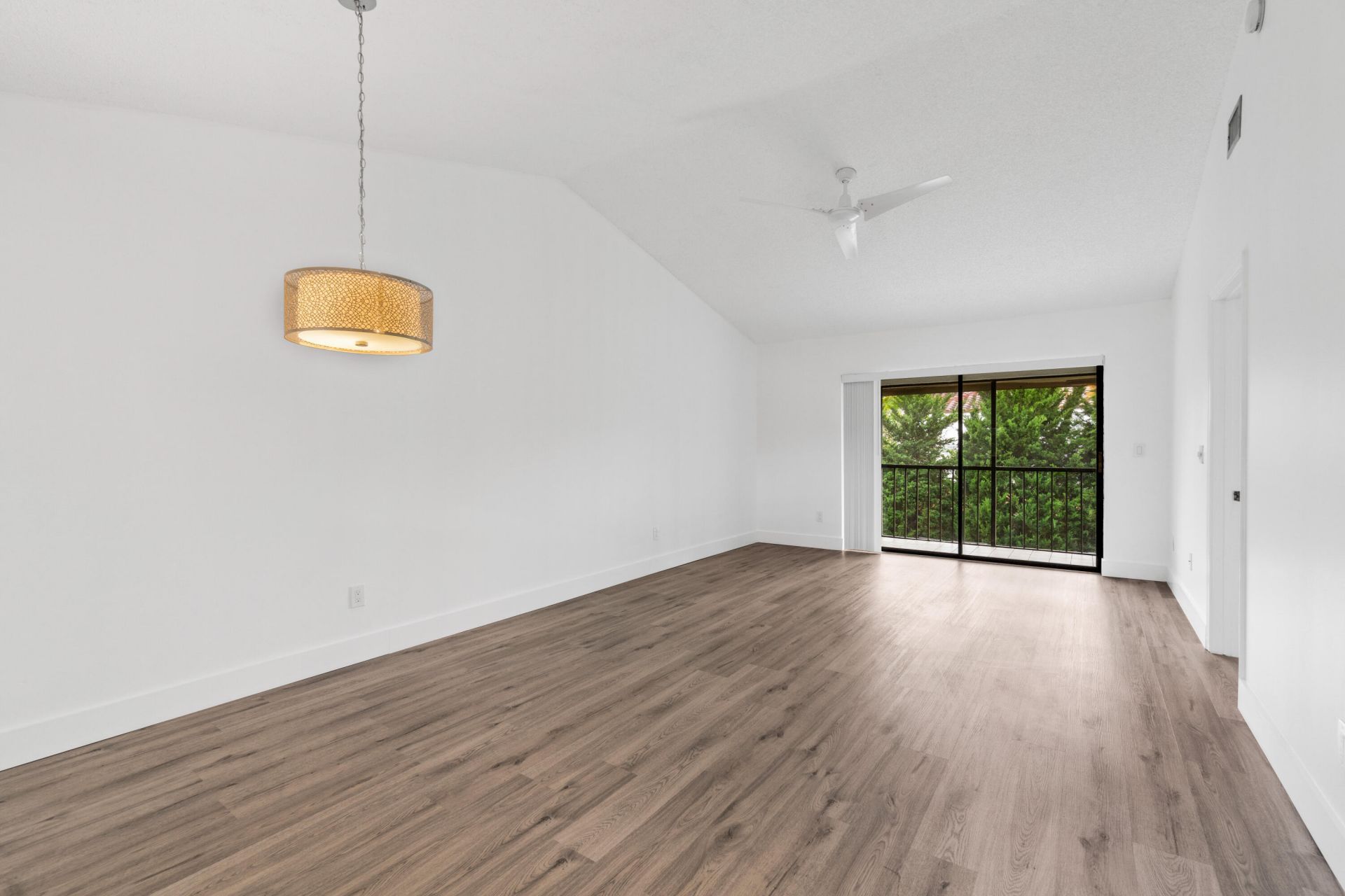 5151 W Club Circle, Unit 206, Boca Raton, FL 33487 Photo