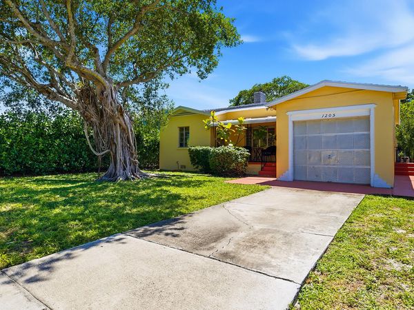1205 North M Street, Lake Worth Beach, FL 33460