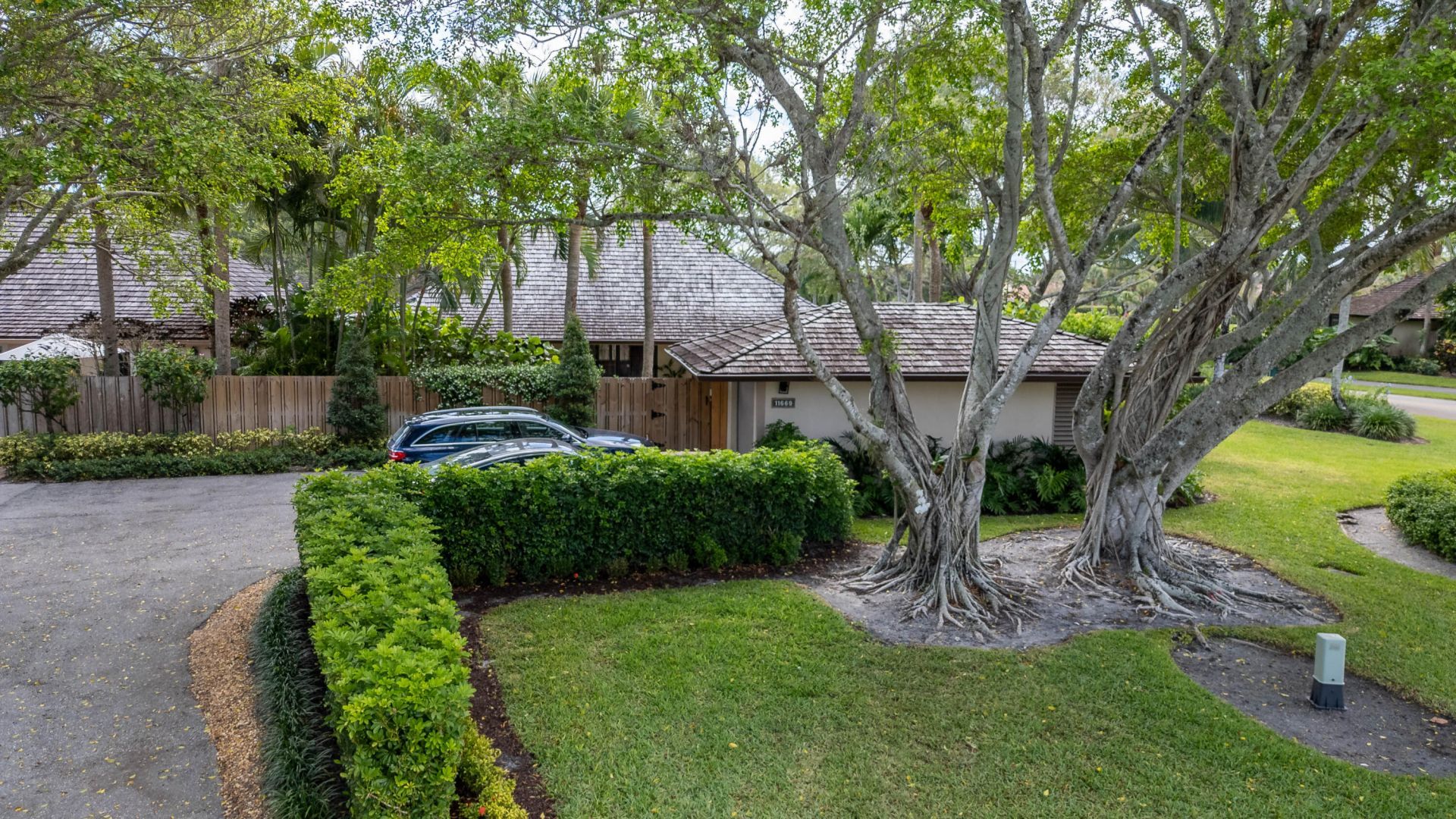 11669 Wimbledon Circle, Wellington, FL 33414 Photo