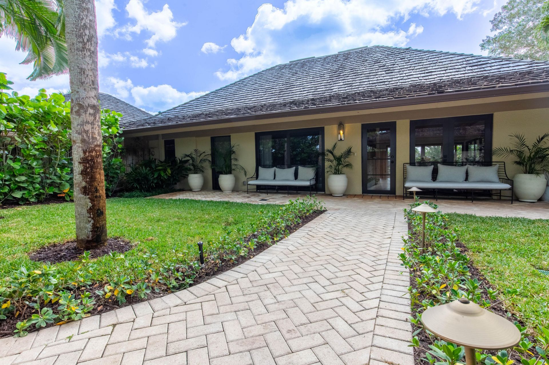 11669 Wimbledon Circle, Wellington, FL 33414 Photo
