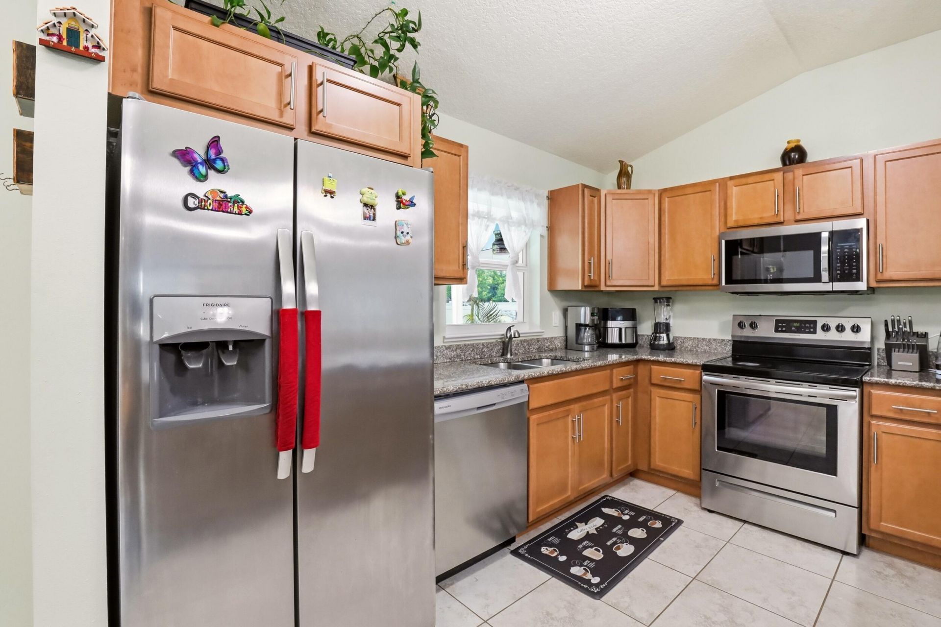 713 NW Biscayne Drive, Port Saint Lucie, FL 34983 Photo