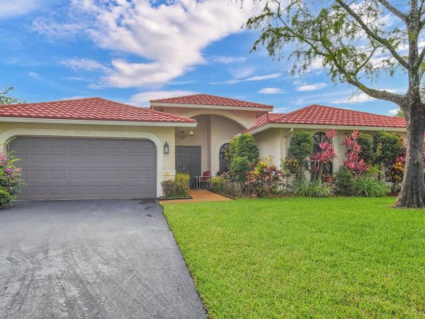 2345 NW 95th Terrace, Coral Springs, FL 33065