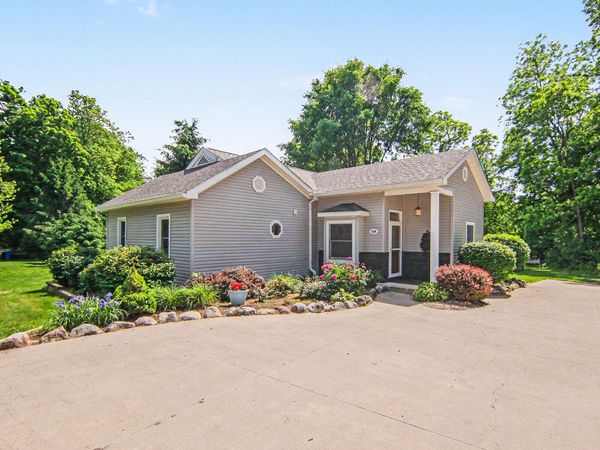 520 Wolverine Street, Manchester, MI 48158
