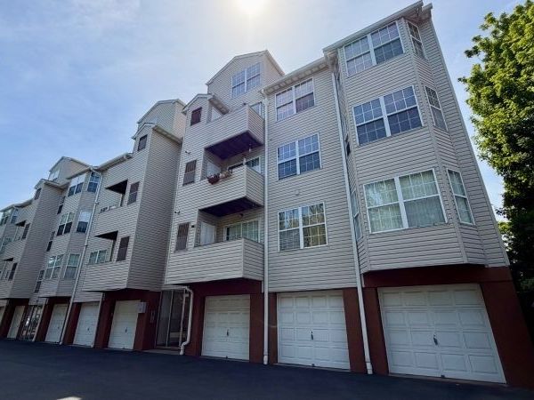 1342 North Ave unit D4, Unit D4, Elizabeth, NJ 07208