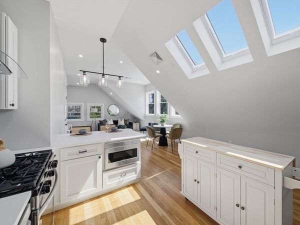 174 Walnut Street, Unit 3, Somerville, MA 02145