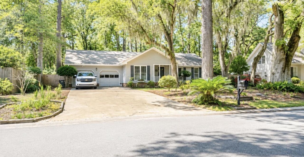 110 Seven Oaks Lane Photo 4