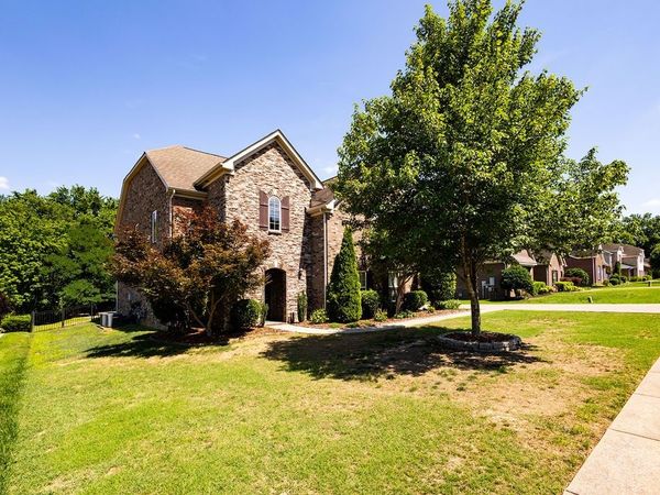 138 Sandpiper Cir , Hendersonville, TN 37075