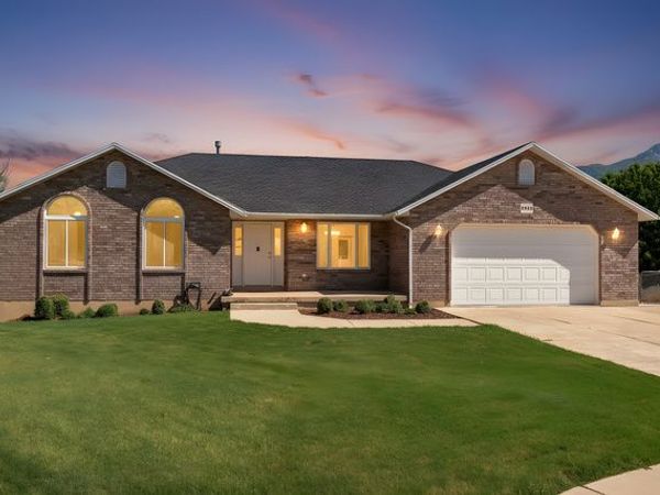 1832 E 7880 S, South Weber, UT 84405