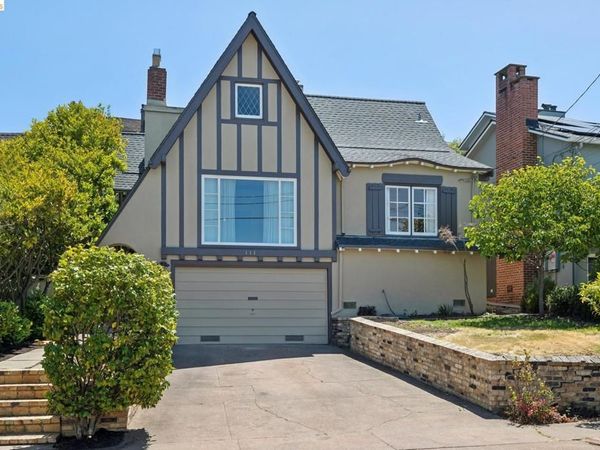 111 Windsor , Kensington, CA 94708