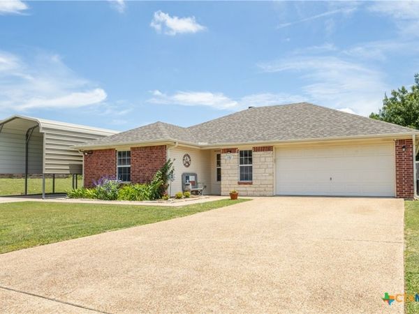 1180 Squire Drive , Belton, TX 76513