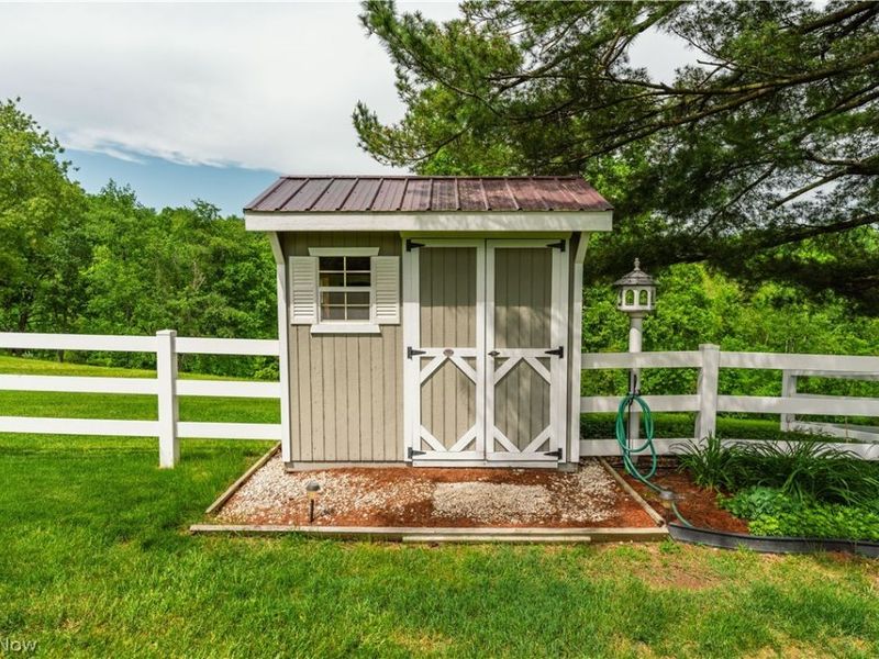 7759 Eddie Hill Road SE, Uhrichsville, OH 44683 Photo 16