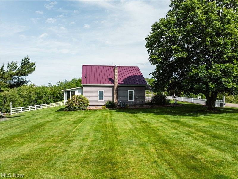 7759 Eddie Hill Road SE, Uhrichsville, OH 44683 Photo 9