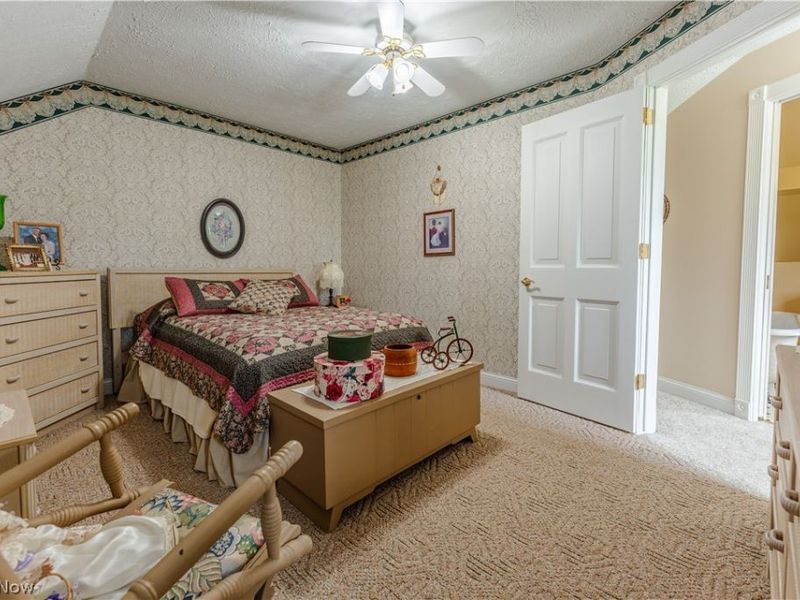 7759 Edie Hill Road SE, Uhrichsville, OH 44683 Photo 28