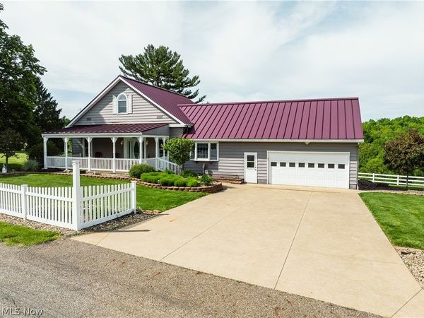 7759 Edie Hill Road SE, Uhrichsville, OH 44683
