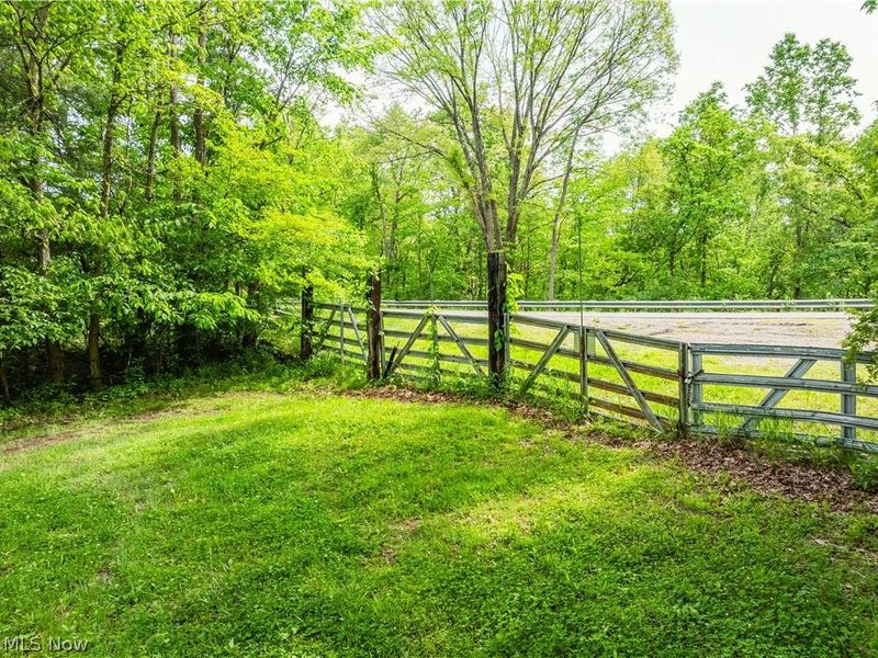 7759 Edie Hill Road SE, Uhrichsville, OH 44683 Photo 45